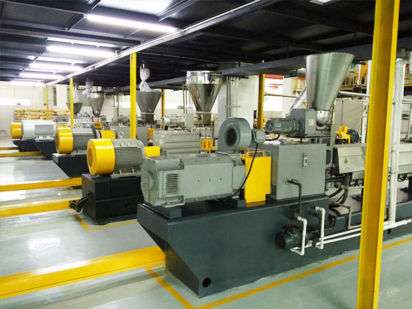 生產(chǎn)機器-雄聚